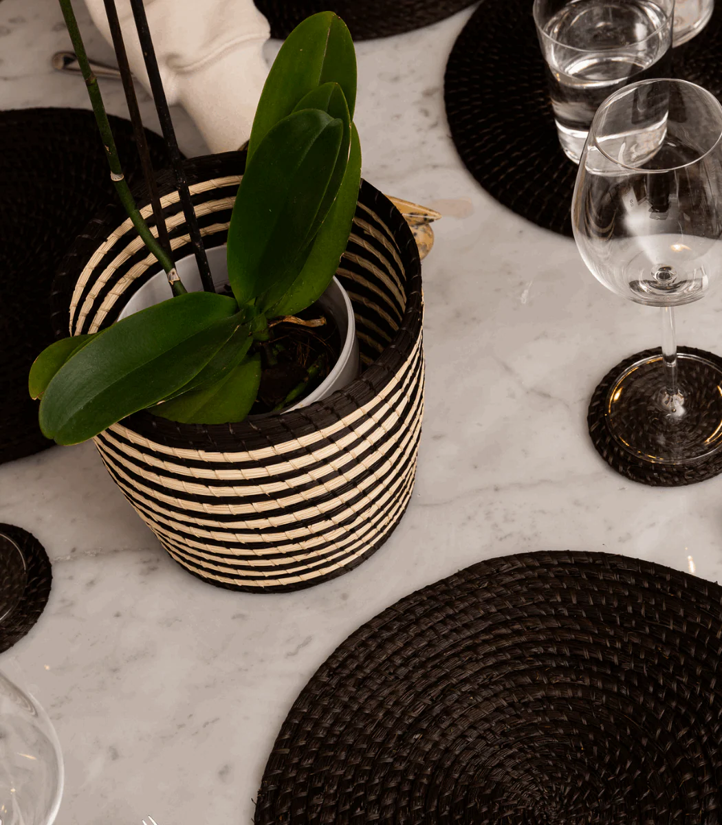 Nawi Black Coaster (set of 6) - Image 4